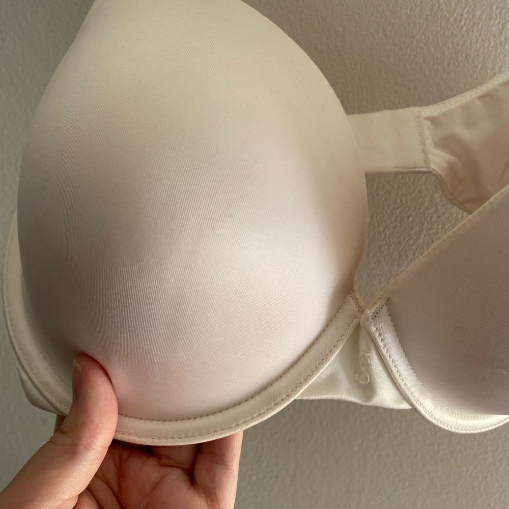 Victoria’s Secret Perfect Coverage Bra 34DD White Padded Underwire - Picture 5 of 6